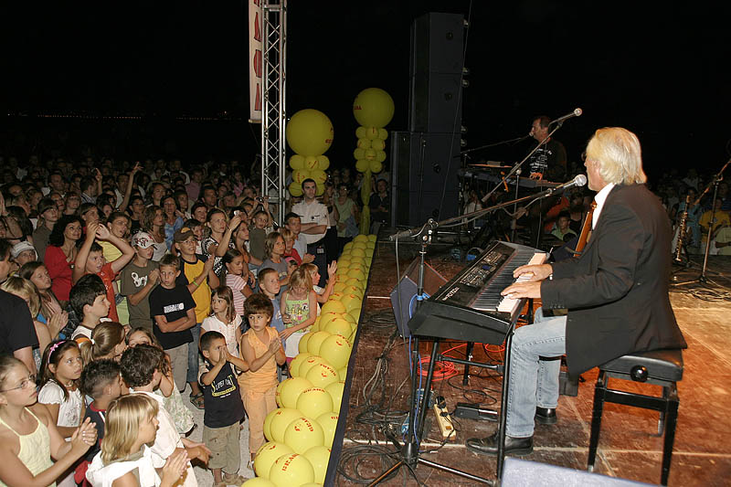 Image 1178807 (auto)