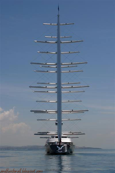 Malteški sokol – Najveća superjahta na svijetu (Foto: Andfunforall.blogspot.com) Malteški sokol – Najveća superjahta na svijetu (Foto: Andfunforall.blogspot.com)