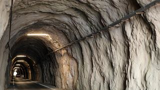 Tunel Dingač u pelješkom kraju