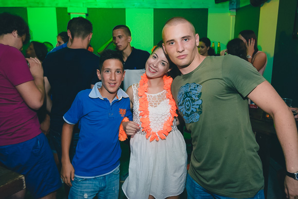 Turanjska fešta u Menfisto baru, 16.7.2015. (foto: Ivan Toman) Turanjska fešta u Menfisto baru, 16.7.2015. (foto: Ivan Toman)