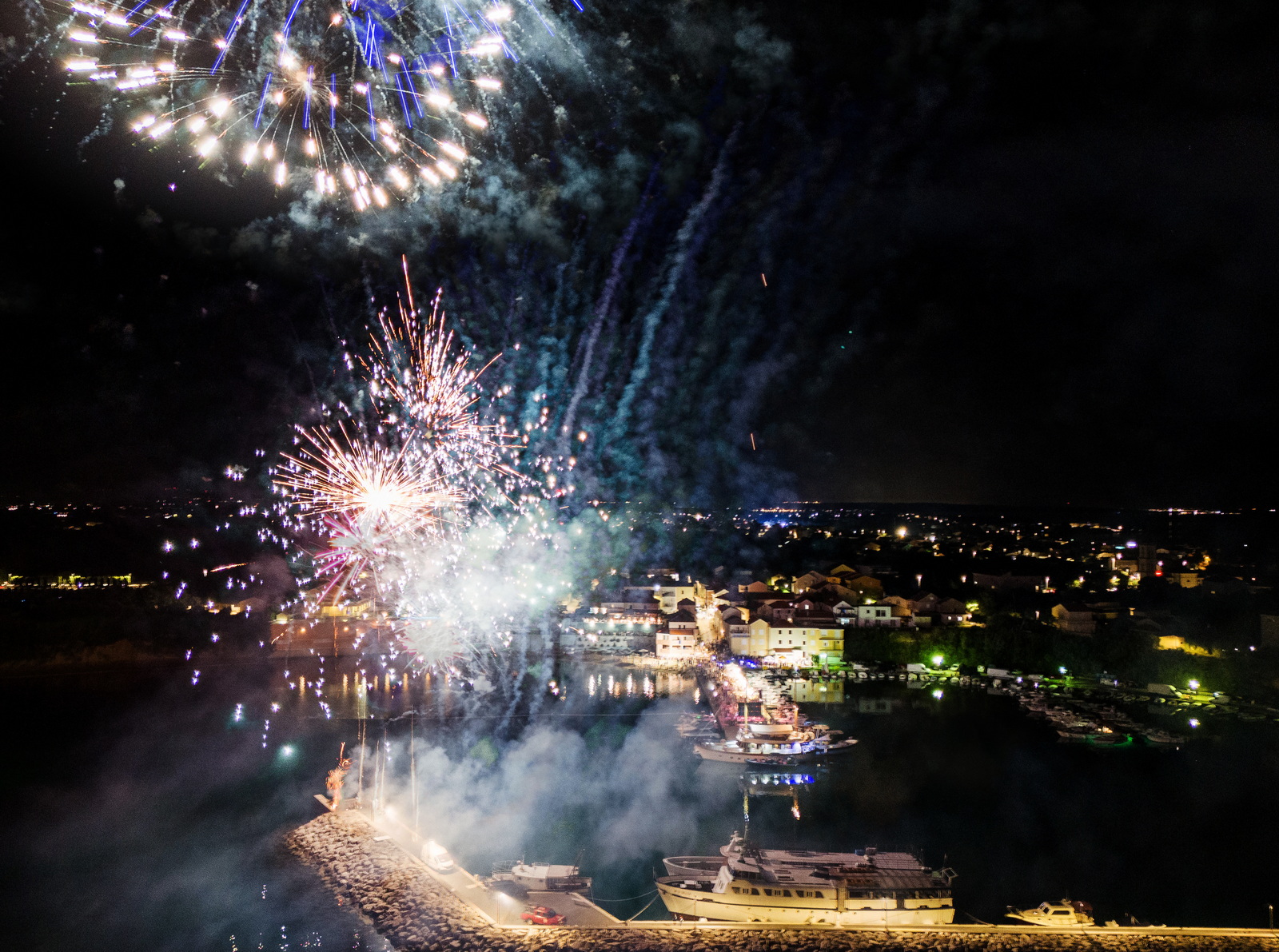 Noć privlačkih ribara i sabunjara 2024 @ luka Stari porat Noć privlačkih ribara i sabunjara 2024 @ luka Stari porat