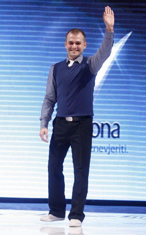 Zagreb, 260309.
Muzej Mimara.
Modna revija novih Rexoninih mirisnih kolekcija.
Rexona event dizajnera Ivice Skoke prikazali su modnu reviju inspiriranu mirisima koje su nosile izmedju ostalih i Vedrana Linardic, Anita Dujic, Nives Vincic, a voditelji Zagreb, 260309.
Muzej Mimara.
Modna revija novih Rexoninih mirisnih kolekcija.
Rexona event dizajnera Ivice Skoke prikazali su modnu reviju inspiriranu mirisima koje su nosile izmedju ostalih i Vedrana Linardic, Anita Dujic, Nives Vincic, a voditelji