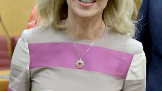 Ingrid Antičević Marinović svojim modnim izričajem razbija saborsko sivilo. Foto: Patrik Maček/PIXSELL Ingrid Antičević Marinović svojim modnim izričajem razbija saborsko sivilo. Foto: Patrik Maček/PIXSELL