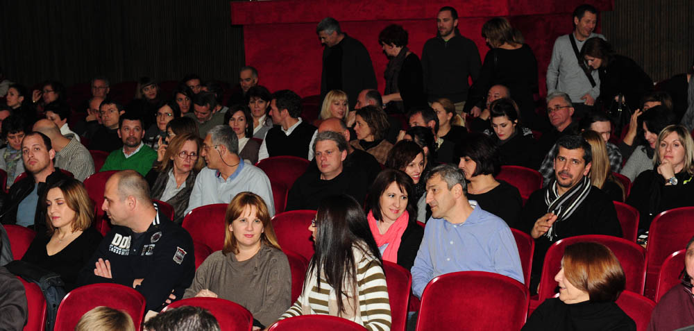 Zadar, 14.02.2013. snimio: Nenad Marčev
Kantautor i šansonjer
IBRICA JUSIĆ
Koncert povodom Valentinova
Dvorana HNK Zadar Zadar, 14.02.2013. snimio: Nenad Marčev
Kantautor i šansonjer
IBRICA JUSIĆ
Koncert povodom Valentinova
Dvorana HNK Zadar