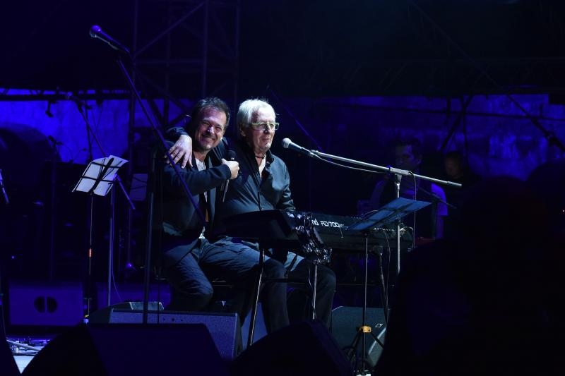 Koncert Olivera Dragojevića i Zlatana Stipišića u pulskoj Areni. Kao gosti nastupili su 2CELLOS. Photo: Duško Marušić/PIXSELL