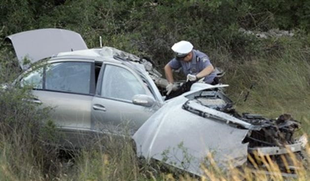 prometna nesreća (foto: Srecko Niketic / CROPIX)