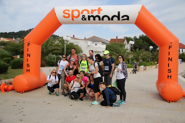 Gospodar OTOKA – uspon na Sv. Mihovil
(nedjelja, 29. svibnja 2016. godine)
Start: 09:30 h, u centru Preka (Park Vrulja)
Cilj: tvr Gospodar OTOKA – uspon na Sv. Mihovil
(nedjelja, 29. svibnja 2016. godine)
Start: 09:30 h, u centru Preka (Park Vrulja)
Cilj: tvr