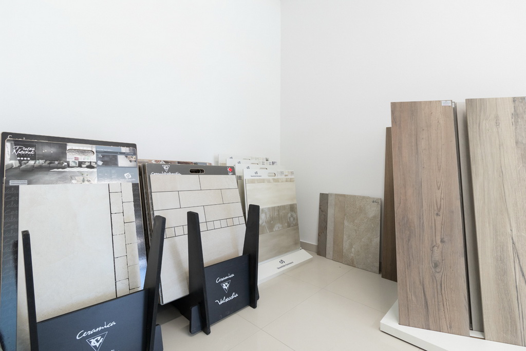 Vrhunska ponuda sanitarija i keramičkih pločica po nevjerojatnim cijenama u novootvorenoj trgovini “Latrina”