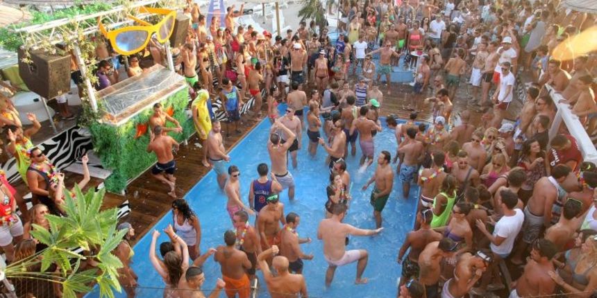 Otok Pag, Novalja – Na Zrcu je poceo trodnevni festival techno i house glazbe SONUS. Photo: Dino Stanin/PIXSELL Autor  Dino Stanin/PIXSELL Ključne riječi  zabava, zabava, ljeto, zabava, glazba, festival, stranka, techno, Zrce