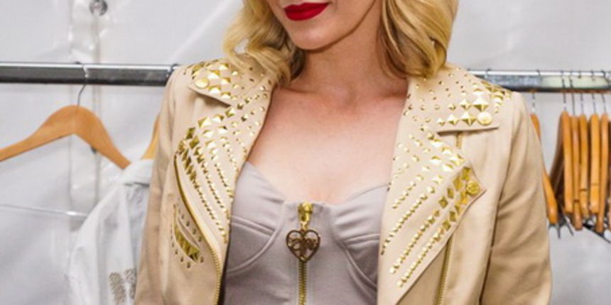 Jelena Rozga oduševila je brojnu publiku drugog dana Jarun Piknik Festivala. Nirvana kao i stari Jelenini hitovi rasplesali su tisuće posjetitelja na Otoku hrvatske mladeži Jelena Rozga oduševila je brojnu publiku drugog dana Jarun Piknik Festivala. Nirvana kao i stari Jelenini hitovi rasplesali su tisuće posjetitelja na Otoku hrvatske mladeži