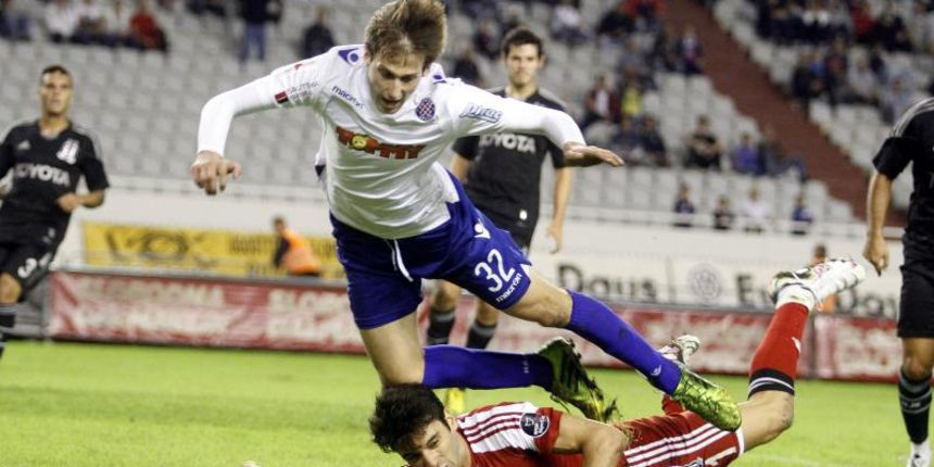 10.10.2013., stadion Poljud, Split – Prijateljska nogometna utakmica izmedju HNK Hajduk – Besiktas J.K. Marko Bencun i Gonen Cenk. Photo: Tino Juric/PIXSELL