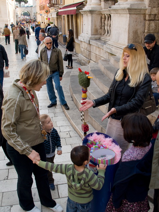 Prodaja oslikanih uskrsnih pisanica