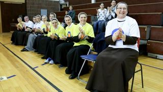 Zagreb: Sportske igre redovnica u OŠ Mato Lovrak. Photo: Goran Jakus/PIXSELL
