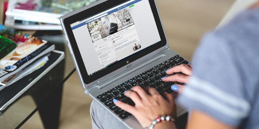 Laptop, Facebook Laptop, Facebook