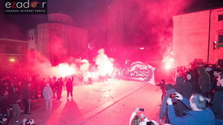 Okupljanje Tornada na Forumu i korteo do Krešinog doma Okupljanje Tornada na Forumu i korteo do Krešinog doma