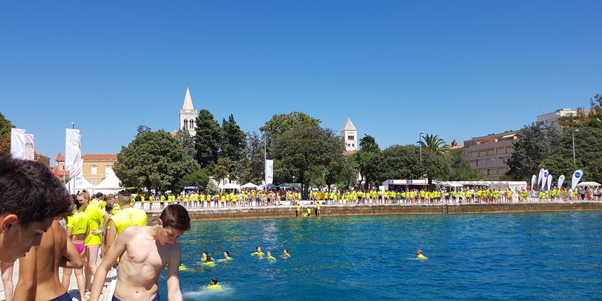 Na zadarskoj rivi 10. dm Millennium Jump Na zadarskoj rivi 10. dm Millennium Jump