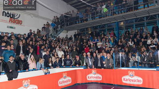 Humanitarno gledanje utakmice Zadar-Cibona u Jazinama Humanitarno gledanje utakmice Zadar-Cibona u Jazinama