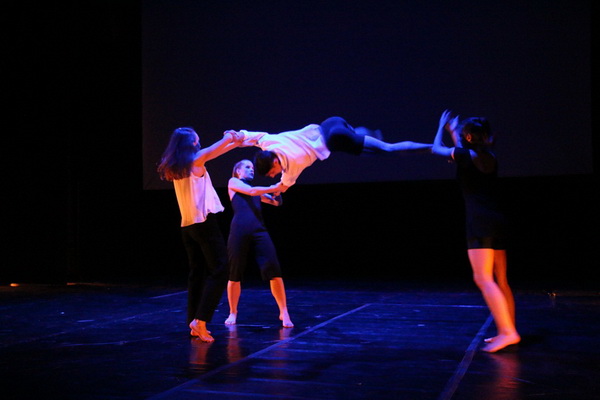 HNK Zadar: 5. Zadarski plesni festival u organizaciji Plesne udruge Gesta okupio je više od 260 plesača HNK Zadar: 5. Zadarski plesni festival u organizaciji Plesne udruge Gesta okupio je više od 260 plesača