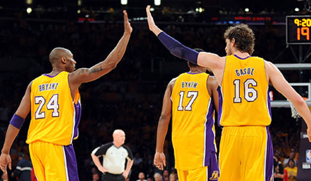 Kobe Bryant i Pau Gasol (LA Lakers), foto: nba.com