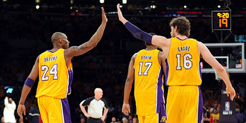 Kobe Bryant i Pau Gasol (LA Lakers), foto: nba.com Kobe Bryant i Pau Gasol (LA Lakers), foto: nba.com