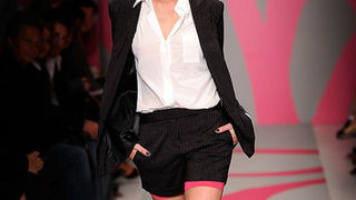 DKNY – Proljeće 2010. (foto: www.coutorture.com)