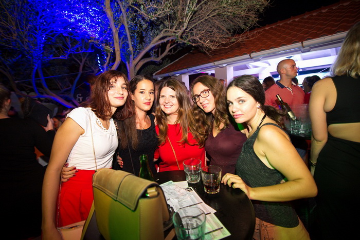 Zatvaranje sezone u virskom cafe & coctail baru Vagabundo. Foto: Iva Perinčić