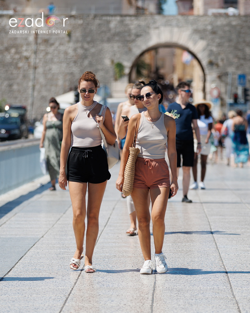 Đir po gradu, subotnja špica 6. srpnja 2024. Đir po gradu, subotnja špica 6. srpnja 2024.