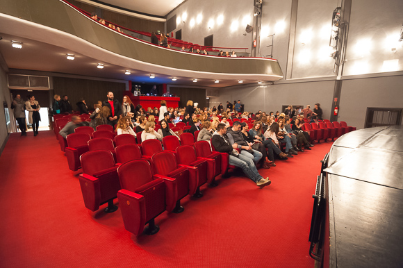 Pole/Chair/Dance show “Mental” @ HNK Zadar, 12.3.2016 – Foto: Ivan Toman Pole/Chair/Dance show “Mental” @ HNK Zadar, 12.3.2016 – Foto: Ivan Toman