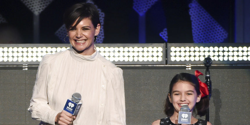 Katie Holmes i Suri Cruise Katie Holmes i Suri Cruise