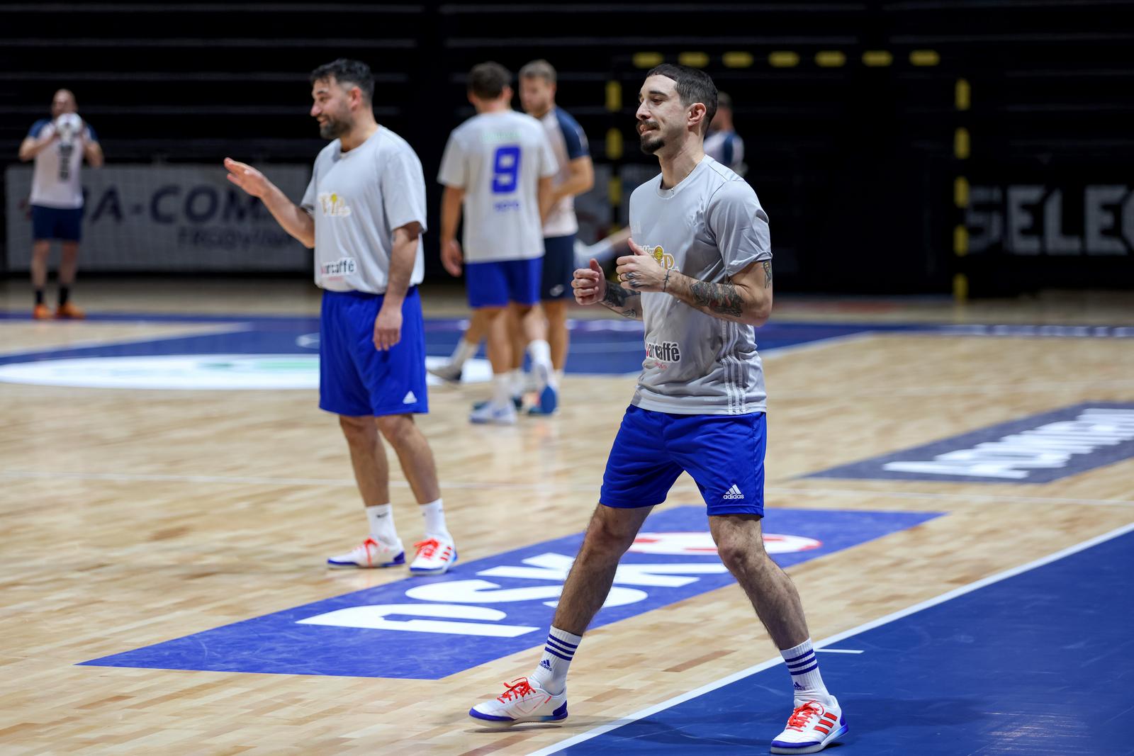 Humanitarni turnir “4 kantuna” na Višnjiku Humanitarni turnir “4 kantuna” na Višnjiku