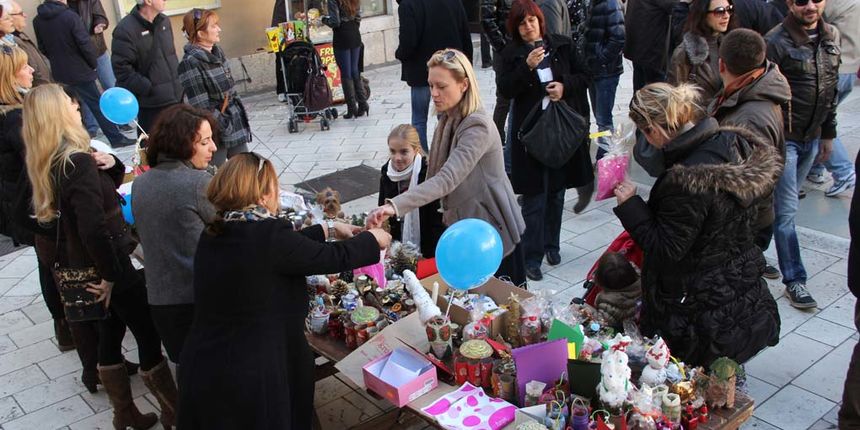 Vukovaru ZaDar na Narodnom trgu, foto: Iva Perinčić