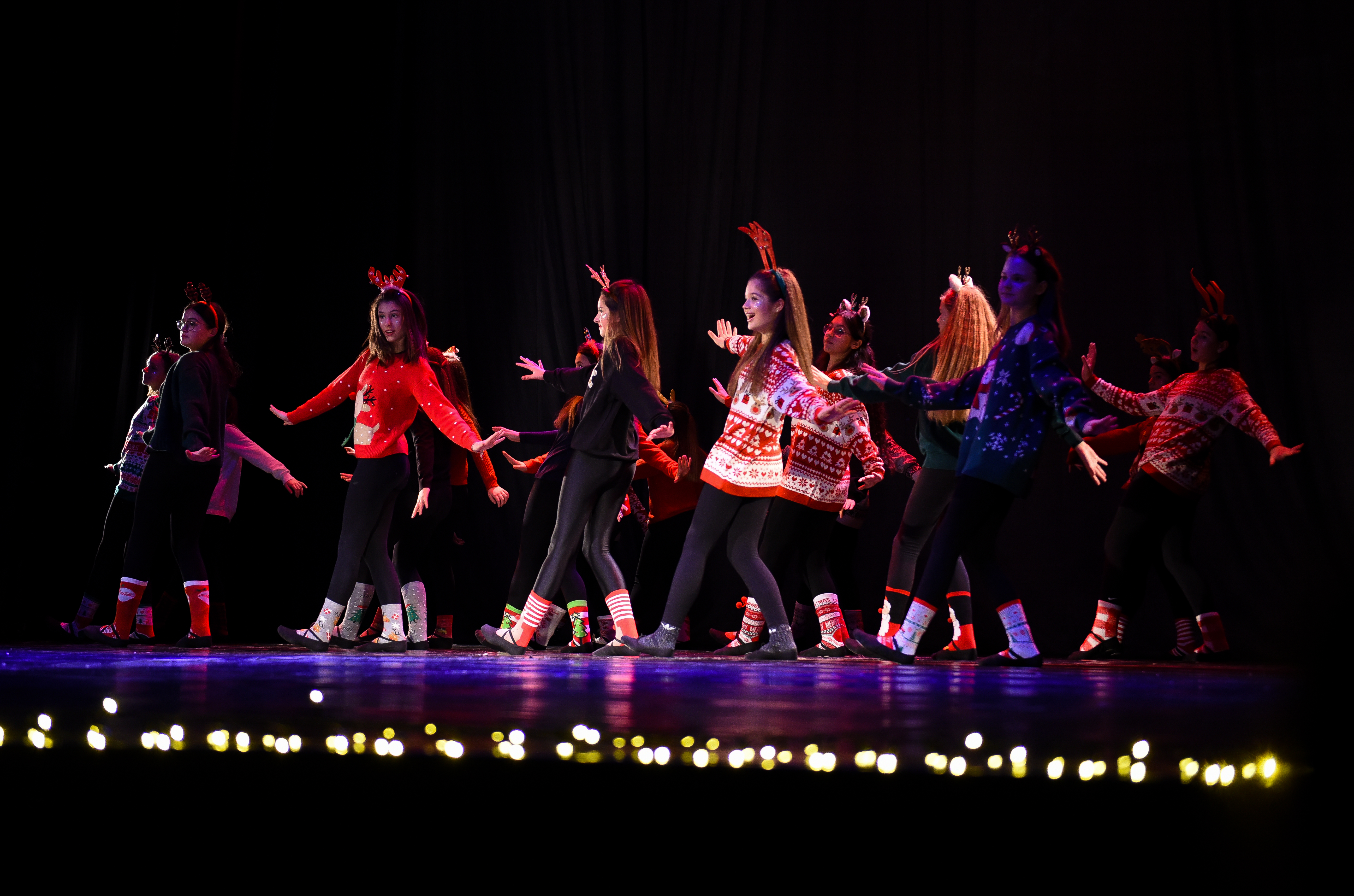 Plesna čestitka @ Hrvatsko narodno kazalište Zadar Plesna čestitka @ Hrvatsko narodno kazalište Zadar