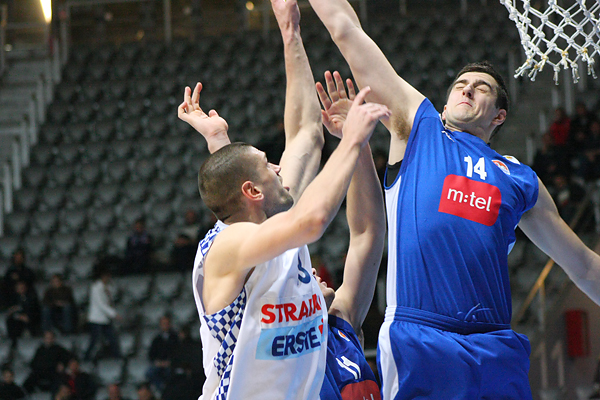 KK Zadar – KK Budućnost ( Foto : Saša Čuka ) KK Zadar – KK Budućnost ( Foto : Saša Čuka )