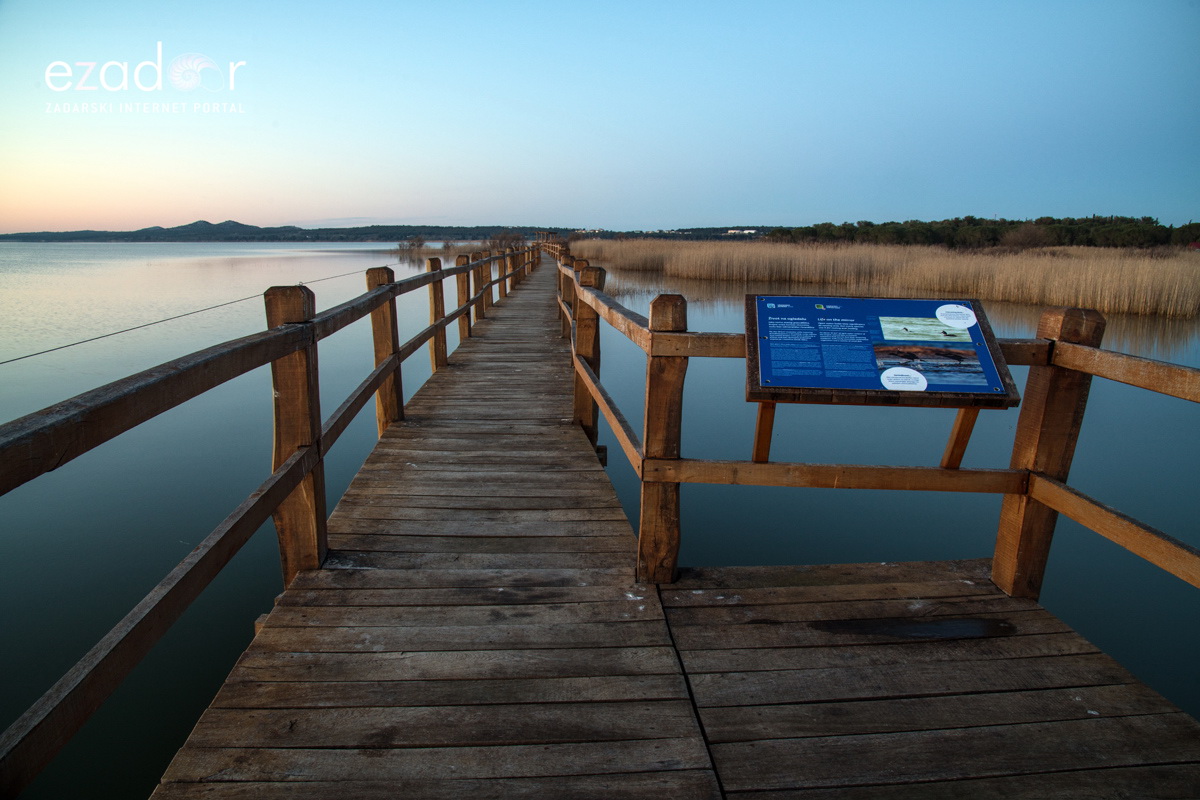 Nedjeljno svitanje na Vranskom jezeru Nedjeljno svitanje na Vranskom jezeru
