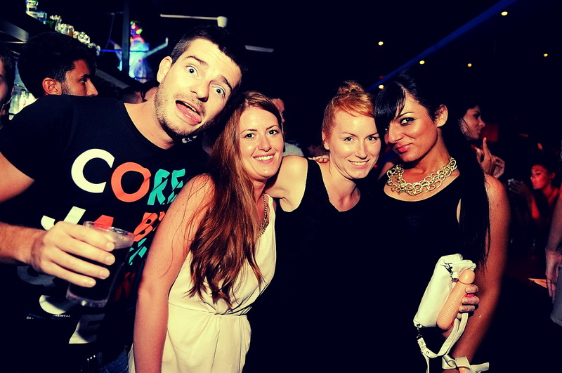 Zrće: Nicci Belucci u Aquariusu by G. Telak