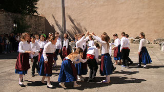 OŠ Zadarski otoci: “Igrajmo se igrajmo-igre dida moga”