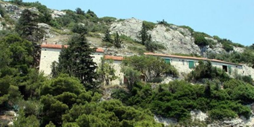 Posjetite utočište za monahe i pustinjake na otoku Čiovu, foto: tportal Posjetite utočište za monahe i pustinjake na otoku Čiovu, foto: tportal