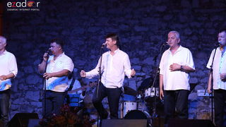 Bibinje: Koncert Tomislava Bralića i klape Intrade na Trgu Sri sela