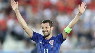 Velika fešta hrvatskih nogometaša i navijača u Bordeauxu nakon pobjede nad Španjolskom 2-1. Photo: Sanjin Strukic/PIXSELL Velika fešta hrvatskih nogometaša i navijača u Bordeauxu nakon pobjede nad Španjolskom 2-1. Photo: Sanjin Strukic/PIXSELL