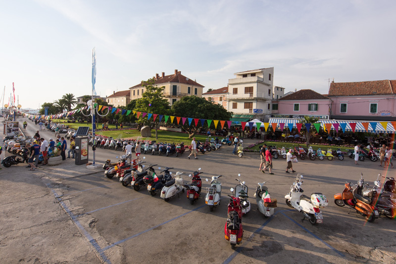 OLYMPUS DIGITAL CAMERA OLYMPUS DIGITAL CAMERA