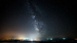 Zvjezdano nebo i Mliječna staza s vidikovca Kamenjak. Foto: Vinko Pešić Zvjezdano nebo i Mliječna staza s vidikovca Kamenjak. Foto: Vinko Pešić