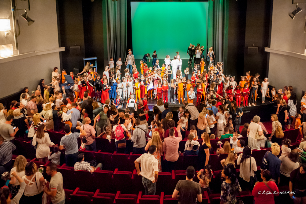 “Gesta” u HNK Zadar: Premijera predstave “Luta-k”, foto-Ž. Karavida