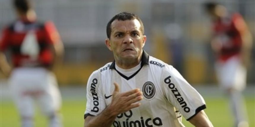 Corinthians’ Pedro Iarley / AP Photo Corinthians’ Pedro Iarley / AP Photo