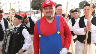 2. Međunarodna karnevalska povorka Virskih maškara