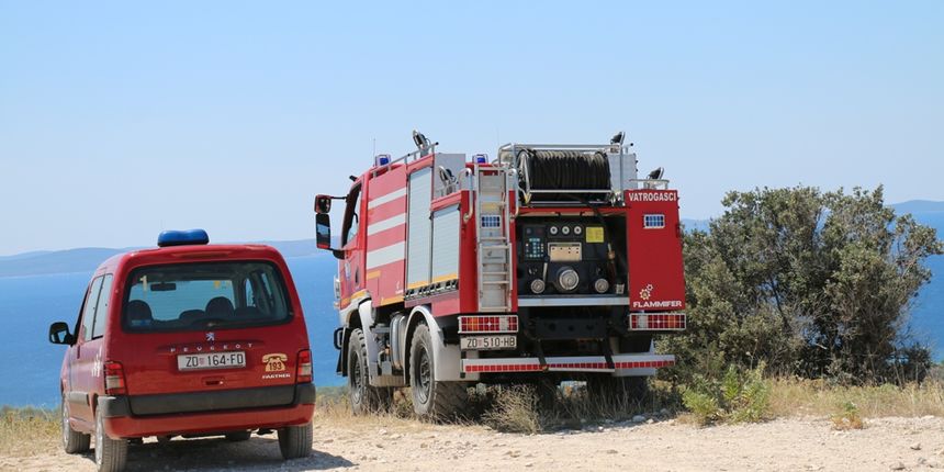 Vir: Požar u Lozicama u potpunosti ugašen