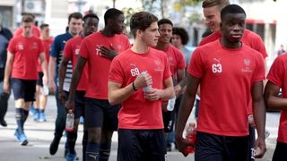 Legendarni Thierry Henry i juniori FC Arsenala prošetali Zagrebom, Photo: Patrik Maček/PIXSELL Legendarni Thierry Henry i juniori FC Arsenala prošetali Zagrebom, Photo: Patrik Maček/PIXSELL