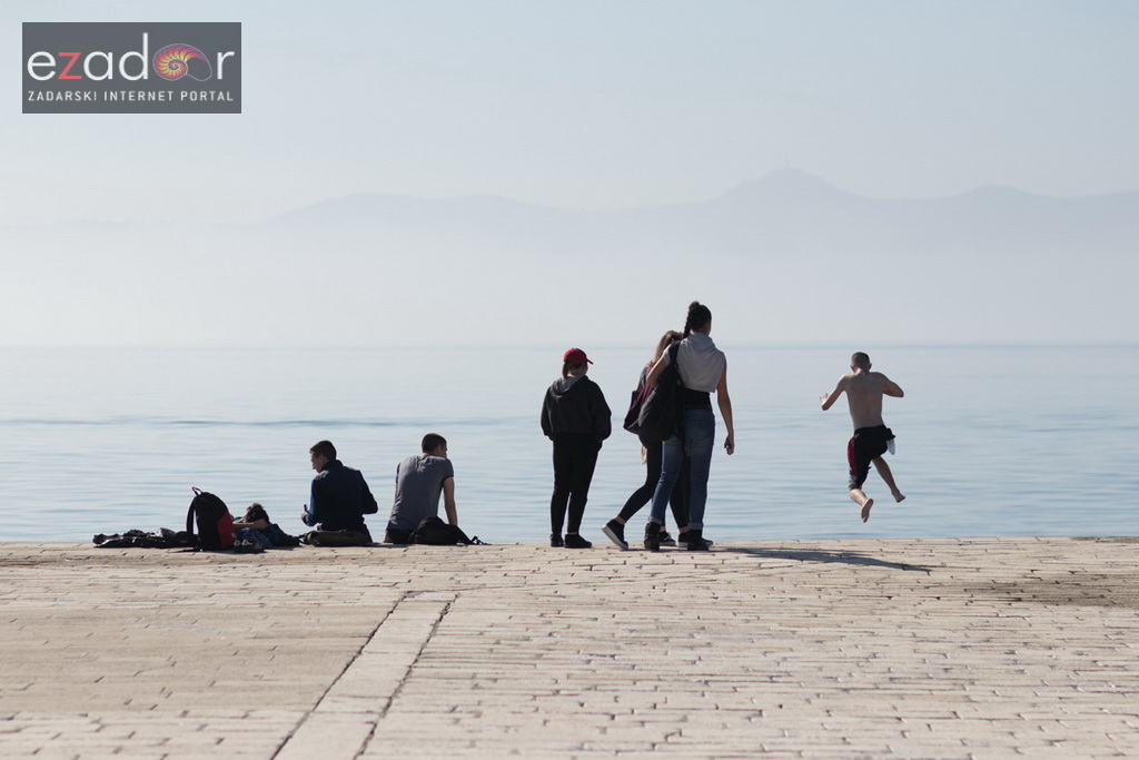 Đir po maglovitom gradu 16. listopada 2017. Đir po maglovitom gradu 16. listopada 2017.