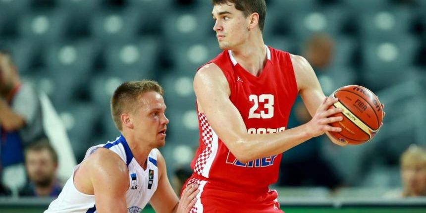 Arena Zagreb, Zagreb – Pripremni turnir za EuroBasket 2015., Hrvatska – Estonija. Photo: Igor Kralj i Marko Lukunic/PIXSELL Arena Zagreb, Zagreb – Pripremni turnir za EuroBasket 2015., Hrvatska – Estonija. Photo: Igor Kralj i Marko Lukunic/PIXSELL