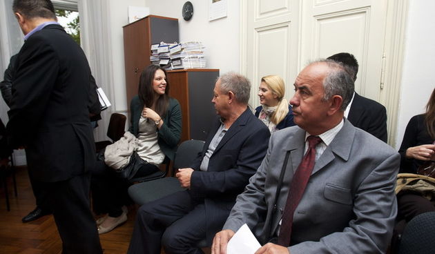 Zagreb, 241012.
Zupanijski sud.
Tomislavu Mercepu danas je na Zupanijskom sudu nastavljeno sudjenje za slucaj ” Pakracka poljana ” i drugo.
Danas pred suca izlazi cetvero svjedoka, medju kojima je prvi Boris Tucman.
Na fotografiji: Tomislav Mercep.
Foto: