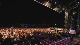 Stari Plac: Mišo Kovač i prijatelji priredili nezaboravan koncert